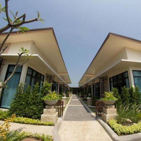 Med Room Korat Nakhon Ratchasima Exterior photo